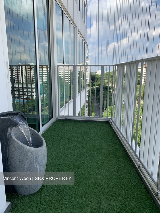 1 Canberra (D27), Condominium #206427571